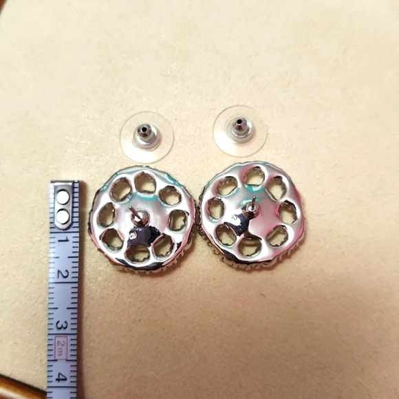 Kate Spade Statement studs - Picture 2 of 3